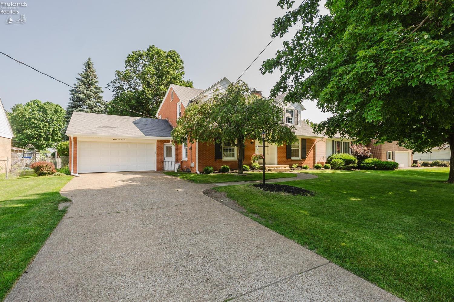 2605 Merriweather Road Sandusky, OH 44870 - Photo 2 of 84 Gallery Image 2