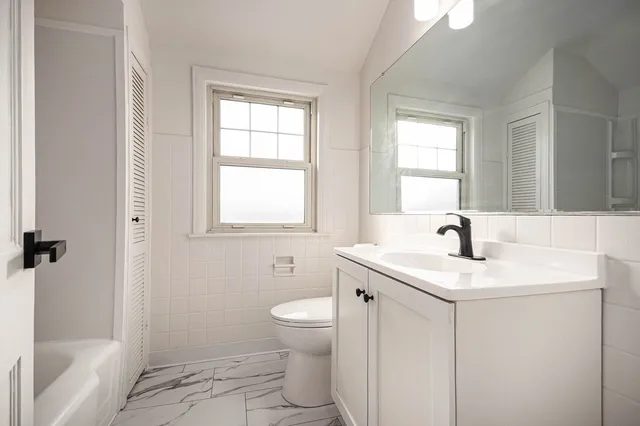 $399,900 | 4142 North Pontiac Avenue, Chicago, IL 60634