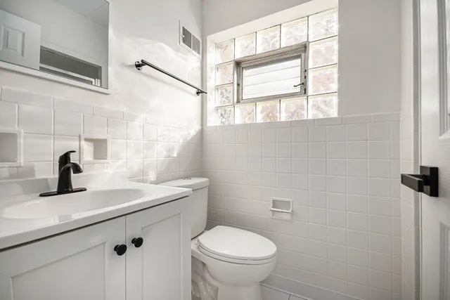 $399,900 | 4142 North Pontiac Avenue, Chicago, IL 60634