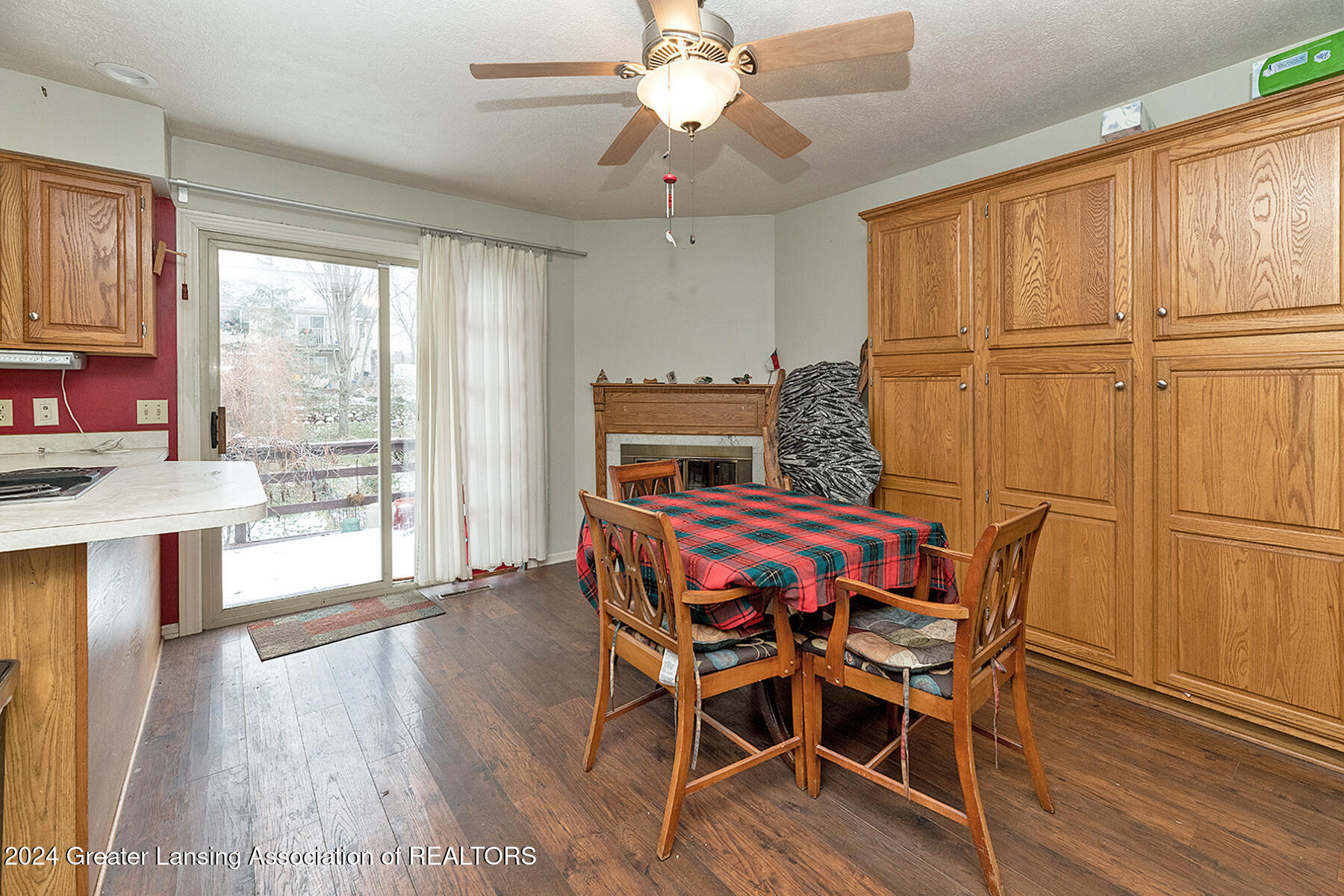2334 Webster Road Lansing, MI 48917 - Photo 4 of 19 04