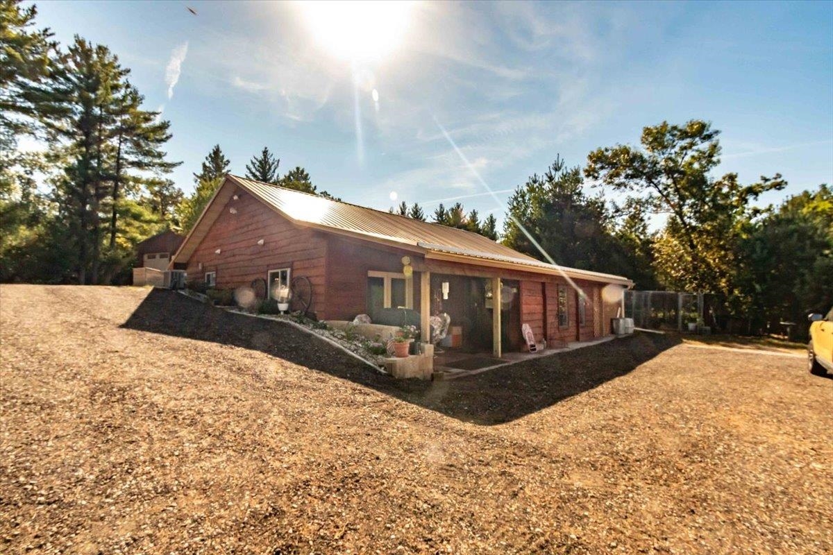 699 County Rd J Friendship, WI 53934 - Photo 4 of 65