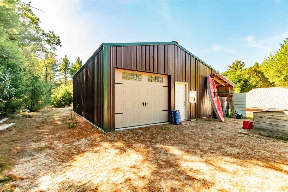 699 County Rd J Friendship, WI 53934 - Photo 6 of 65