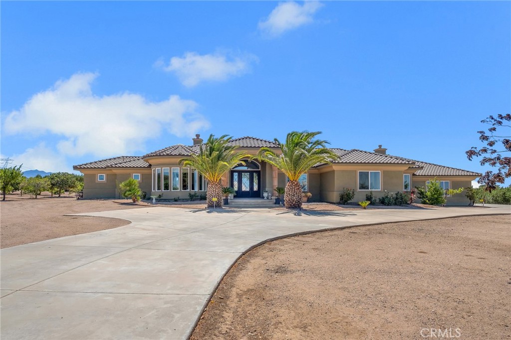 7026 Cataba Road Oak Hills, CA 92344 - Photo 3 of 62