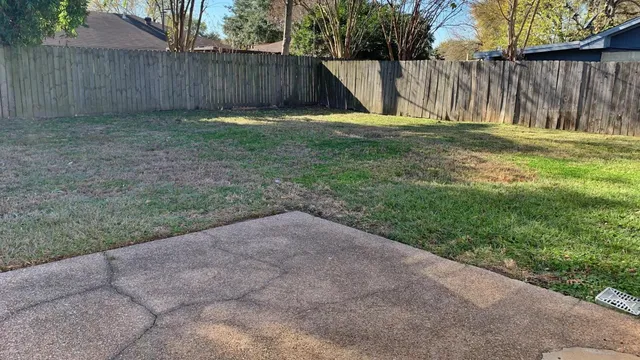 $1,545 | 6811 Winding Trace Drive, Houston, TX 77086