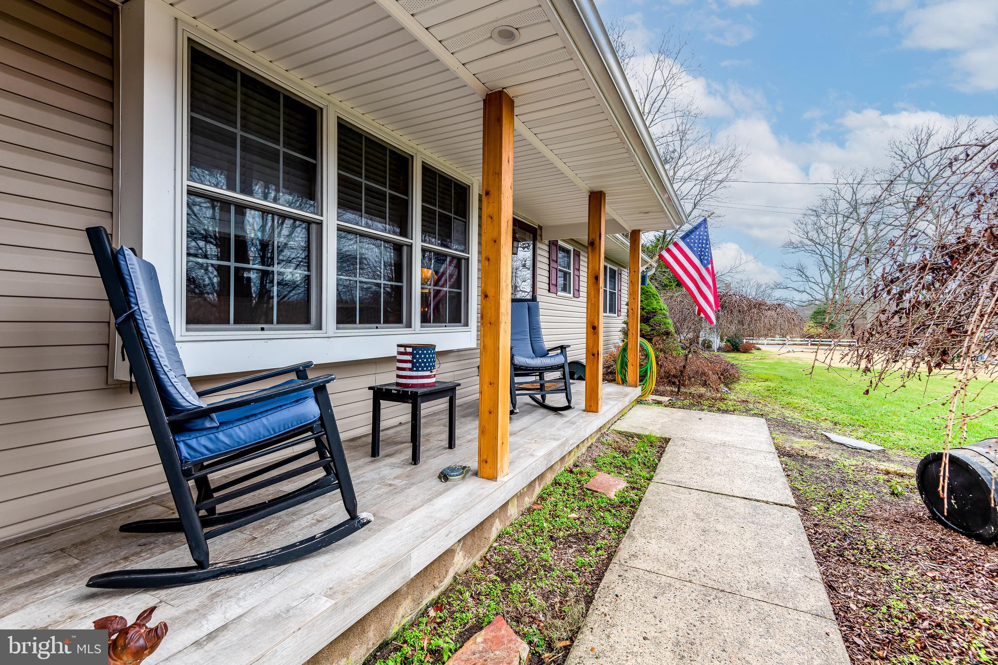 20 Ridge Road Southampton, NJ 08088 - Photo 3 of 44 Inviting Front Porch