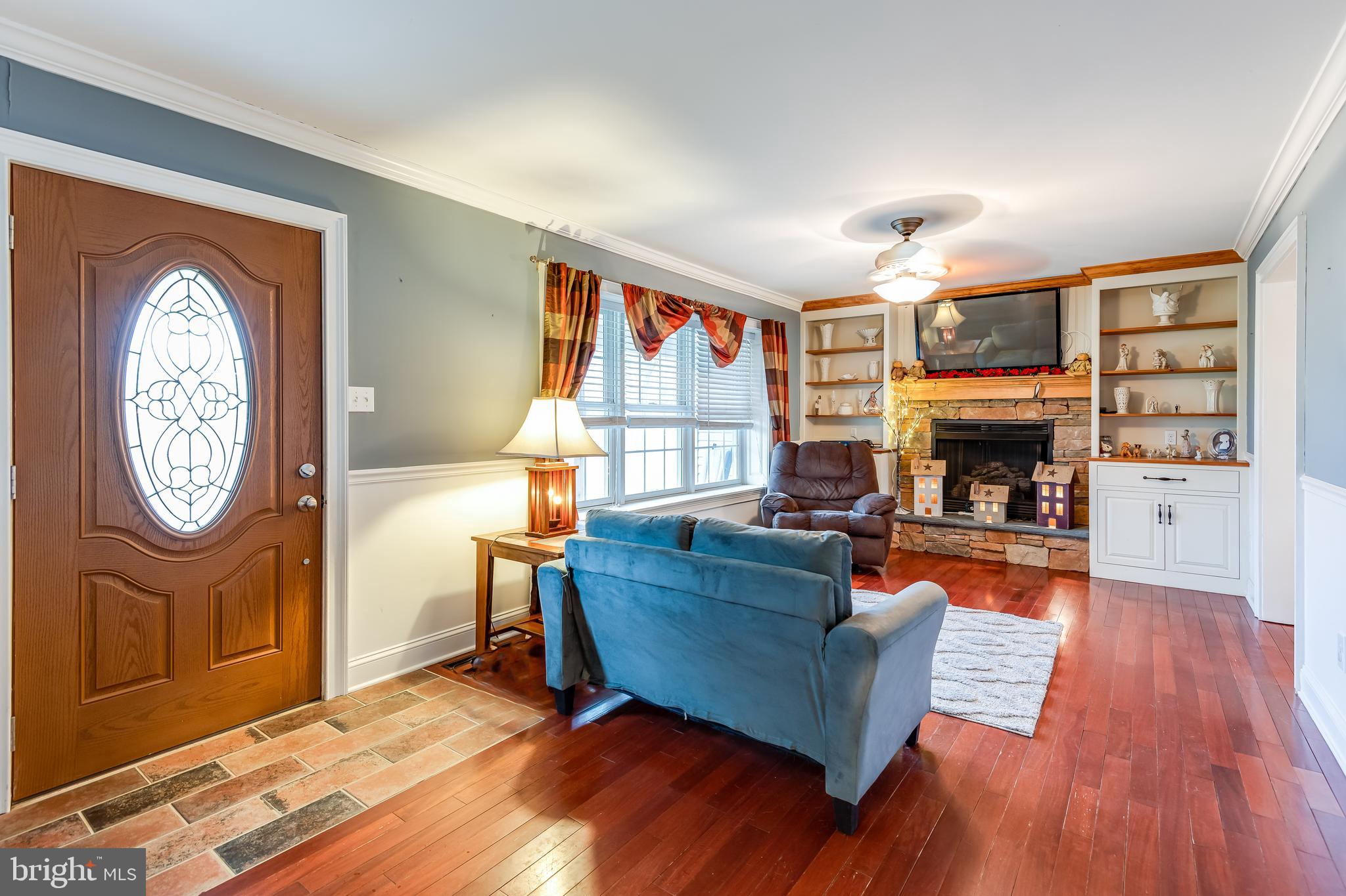 20 Ridge Road Southampton, NJ 08088 - Photo 5 of 44 Beautiful Cherry Hardwood Flooring invite you In.