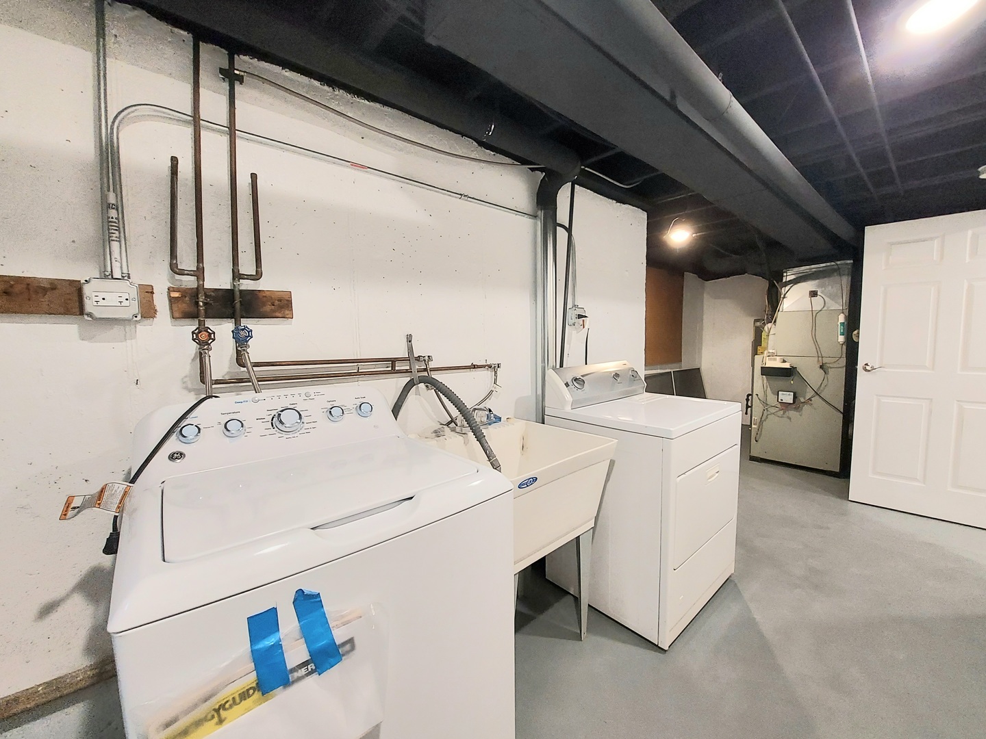 221 Monroe Road Bolingbrook, IL 60440 - Photo 11 of 11 Gallery Image 11
