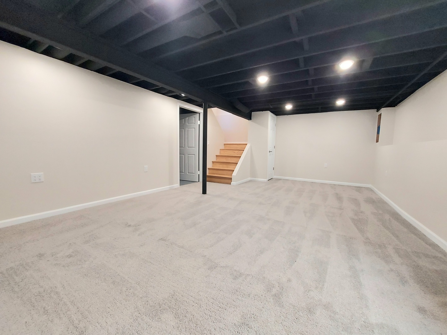 221 Monroe Road Bolingbrook, IL 60440 - Photo 10 of 11 Gallery Image 10