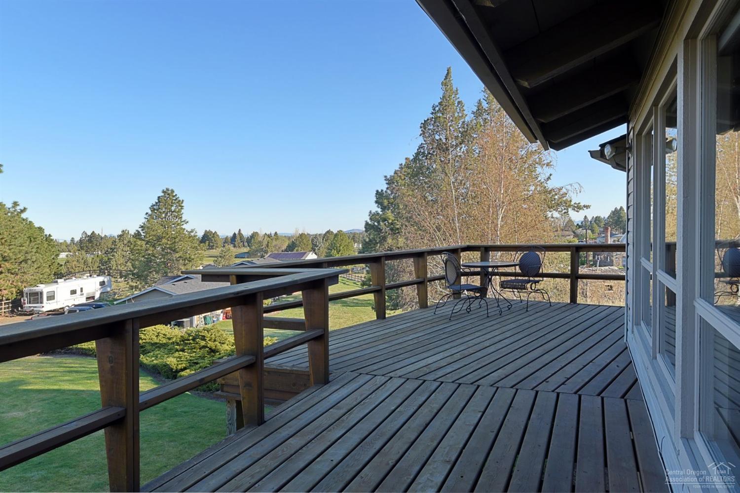 61843 Dobbin Road Bend, OR 97702 - Photo 6 of 25 Additional Photo
