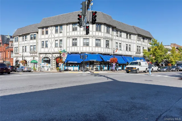 $299,900 | 19 South Broadway, Unit 4A, Tarrytown, NY 10591