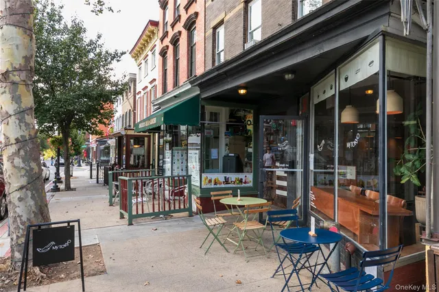 $299,900 | 19 South Broadway, Unit 4A, Tarrytown, NY 10591