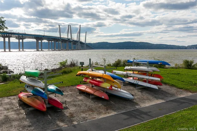 $299,900 | 19 South Broadway, Unit 4A, Tarrytown, NY 10591