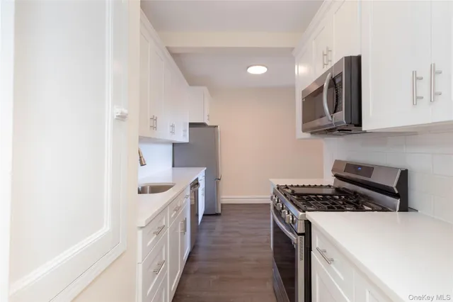 $299,900 | 19 South Broadway, Unit 4A, Tarrytown, NY 10591