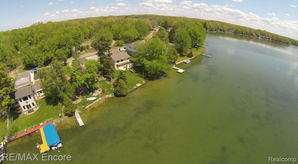 2231 West Fork Road Lapeer, MI 48446 - Photo 27 of 35 GOPR2043.jpg