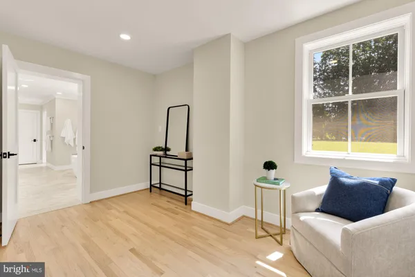 $2,895,000 | 10700 Alloway Drive, Potomac, MD 20854