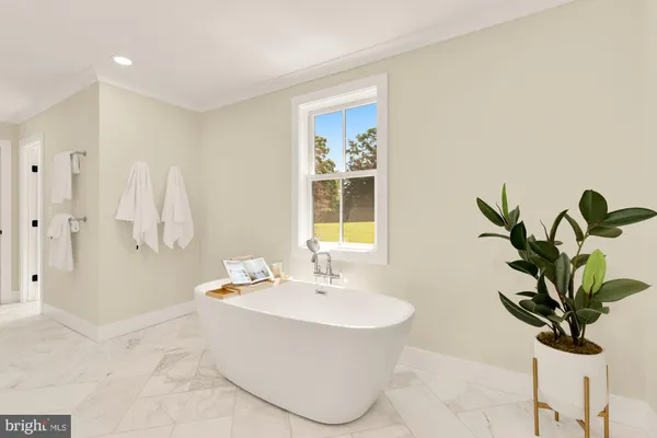 $2,895,000 | 10700 Alloway Drive, Potomac, MD 20854