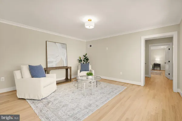 $2,895,000 | 10700 Alloway Drive, Potomac, MD 20854