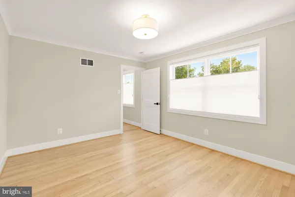 $2,895,000 | 10700 Alloway Drive, Potomac, MD 20854