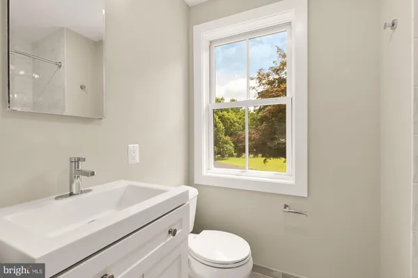 $2,895,000 | 10700 Alloway Drive, Potomac, MD 20854