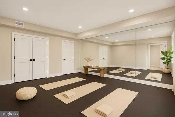 $2,895,000 | 10700 Alloway Drive, Potomac, MD 20854