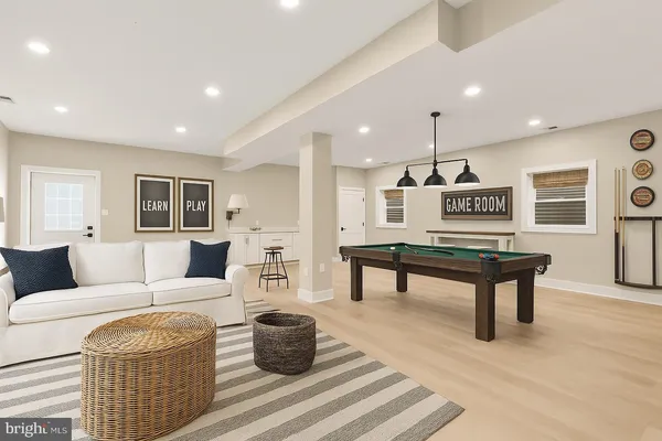 $2,895,000 | 10700 Alloway Drive, Potomac, MD 20854