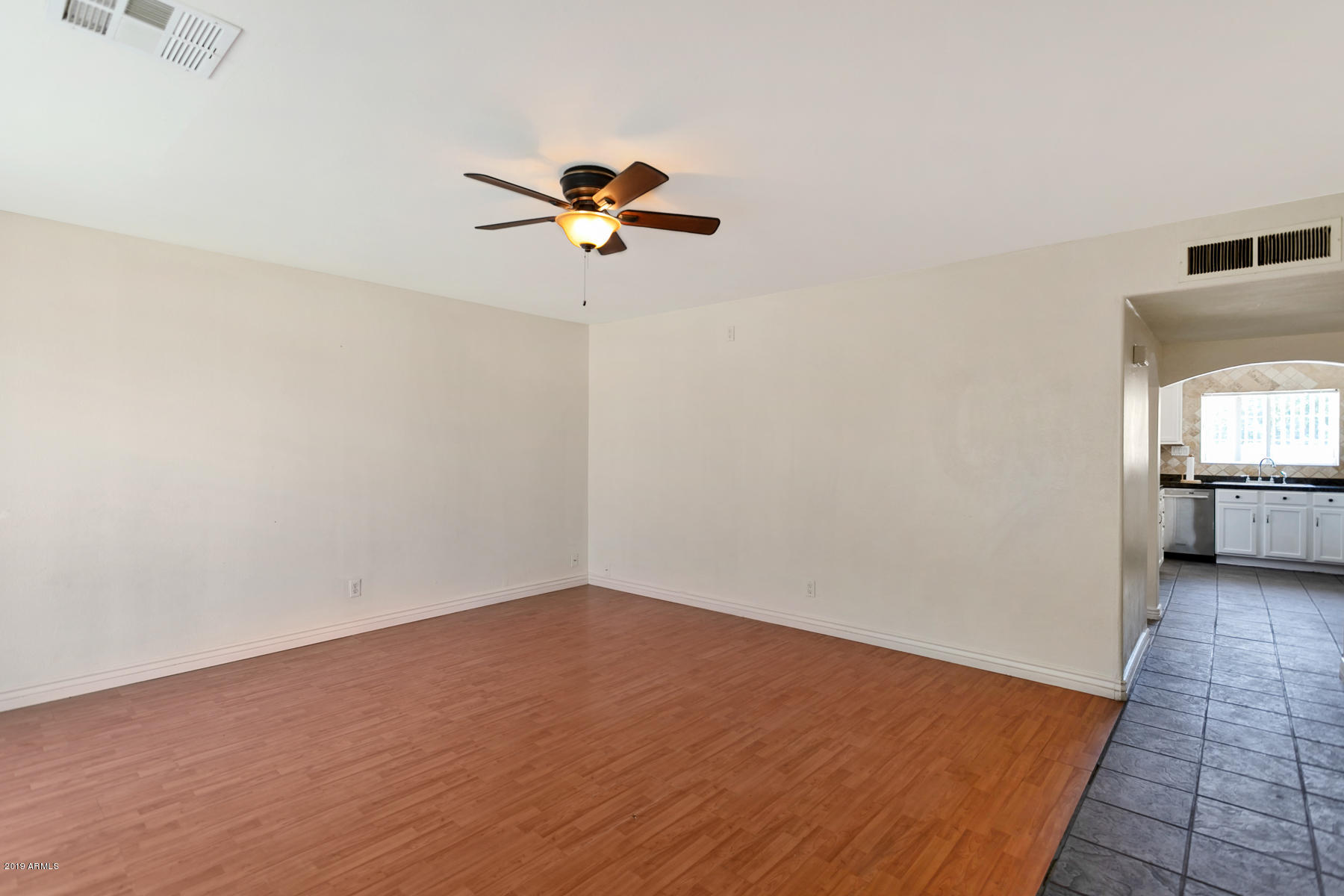 3619 West Lamar Road Phoenix, AZ 85019 - Photo 12 of 30 Living Rm,V2