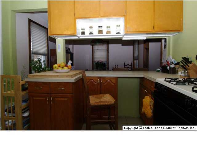 132 Roe Street Staten Island, NY 10310 - Photo 9 of 20 Additional Photo