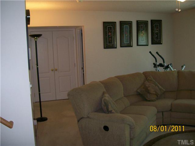 4760 Cardinal Grove Boulevard Raleigh, NC 27616 - Photo 7 of 13