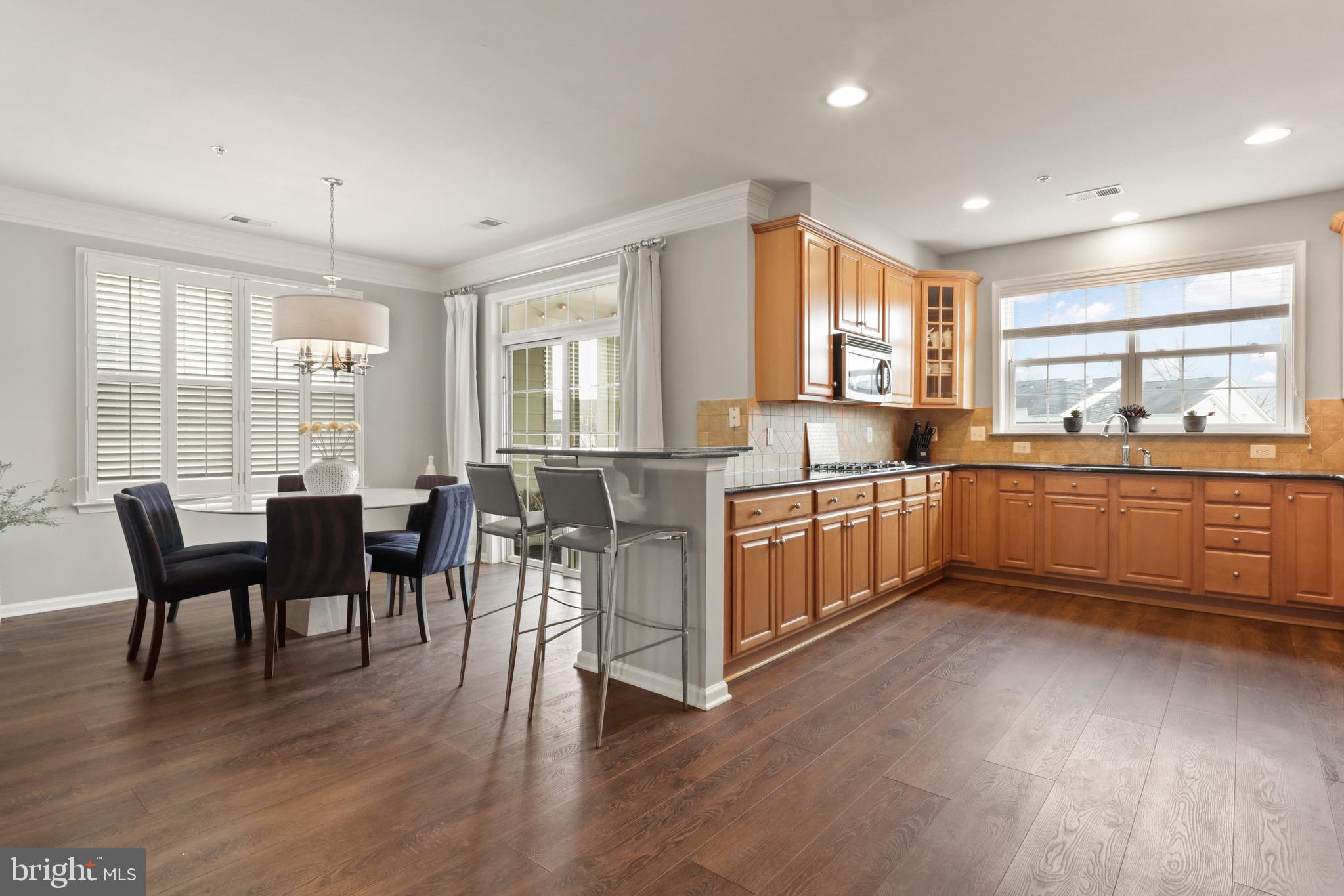 43589 McDowell Square Leesburg, VA 20176 - Photo 7 of 47