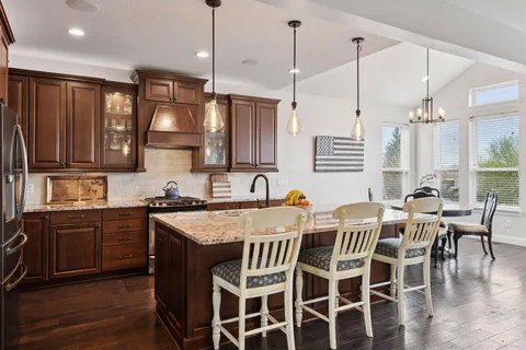 $525,000 | 1285 Farmhouse Drive, Waconia, MN 55387
