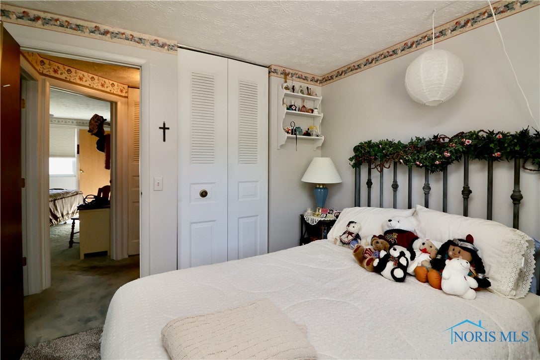 5454 Brook Point Road Toledo, OH 43611 - Photo 17 of 35 Gallery Image 17