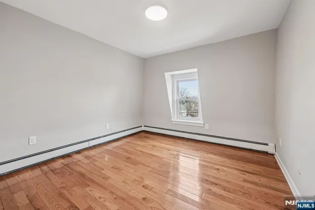 $3,800 | 144 Union Street, Unit B, Ridgewood, NJ 07450