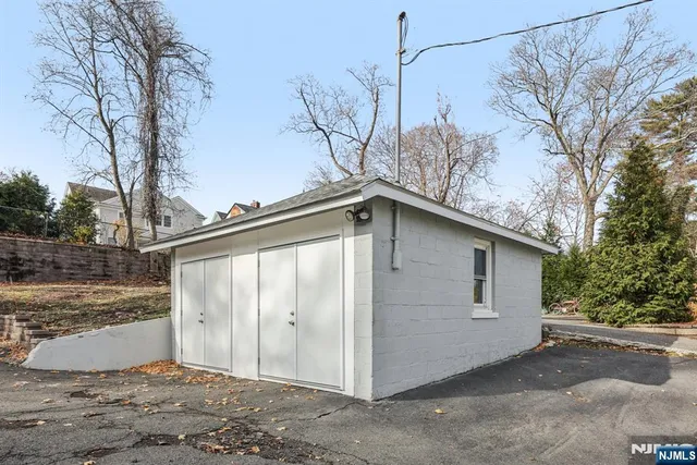 $3,800 | 144 Union Street, Unit B, Ridgewood, NJ 07450