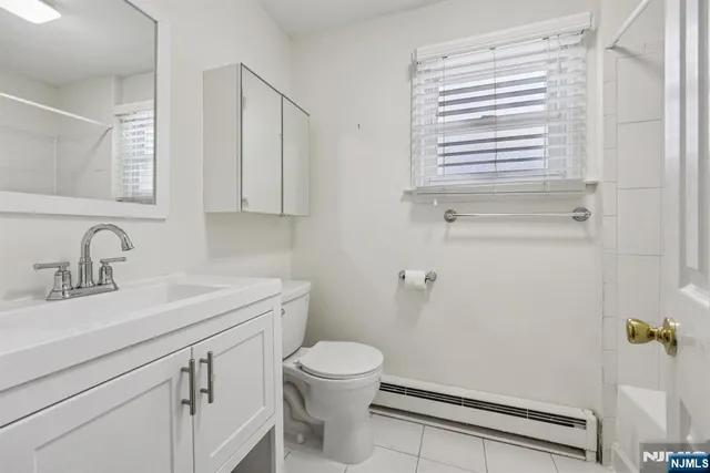 $3,800 | 144 Union Street, Unit B, Ridgewood, NJ 07450