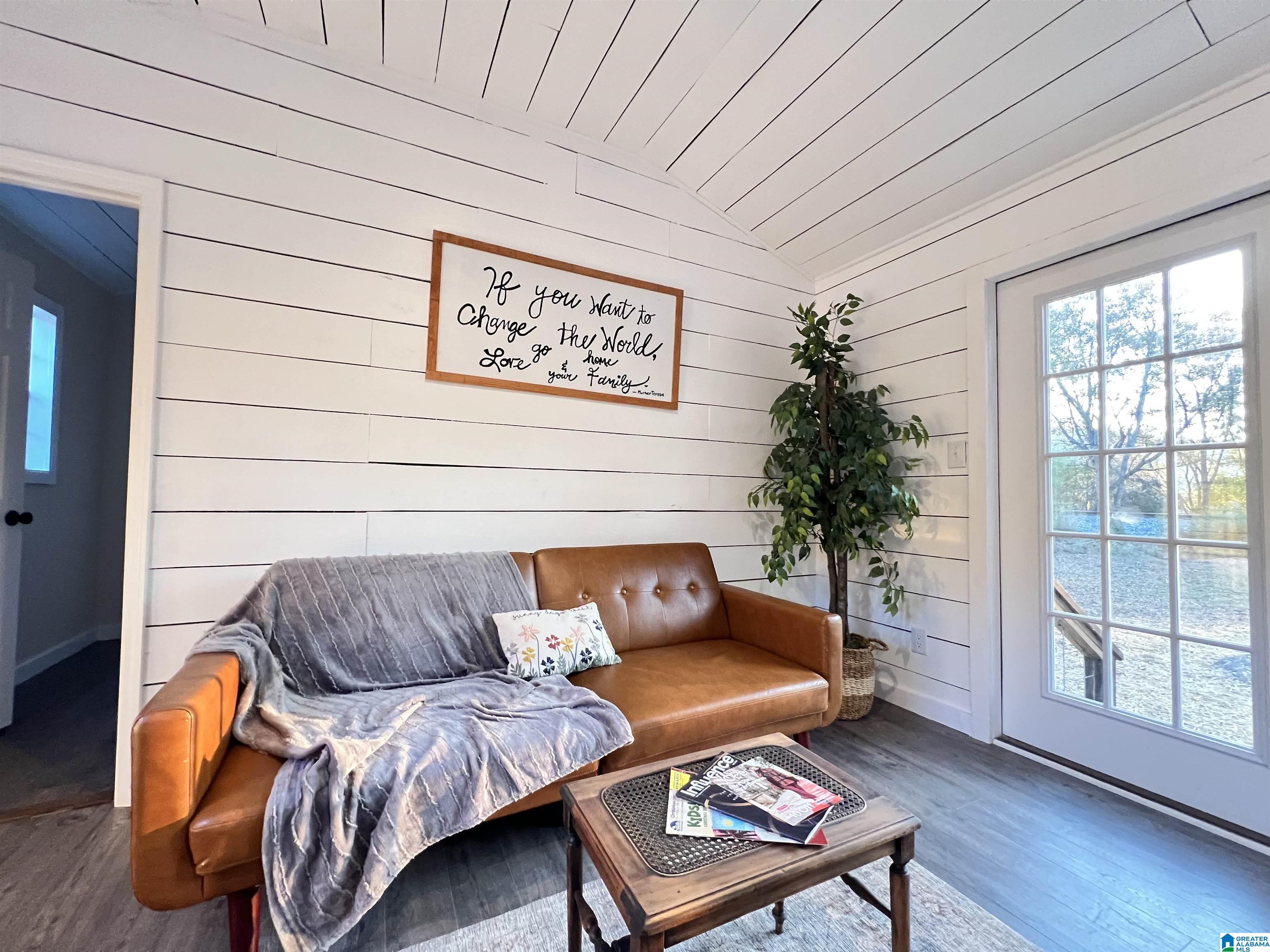 1723 Iron City Road Anniston, AL 36207 - Photo 9 of 19 Gallery Image 9