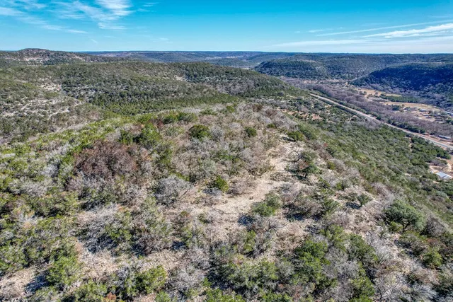 $1,000,000 | 6501 North N Highway, Leakey, TX 78873