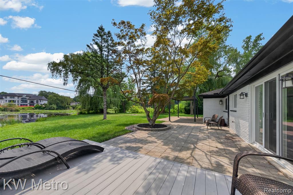 4251 Derry Road Bloomfield Hills, MI 48302 - Photo 19 of 22 Gallery Image 19
