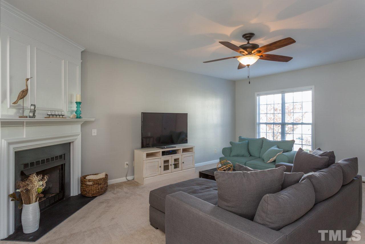 7038 Mead Lane Raleigh, NC 27613 - Photo 9 of 25