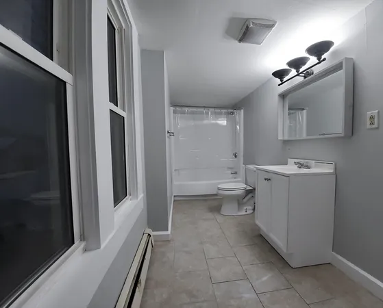 $2,700 | 1052 Washington Street, Unit 2, Boston, MA 02124