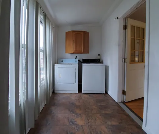 $2,700 | 1052 Washington Street, Unit 2, Boston, MA 02124