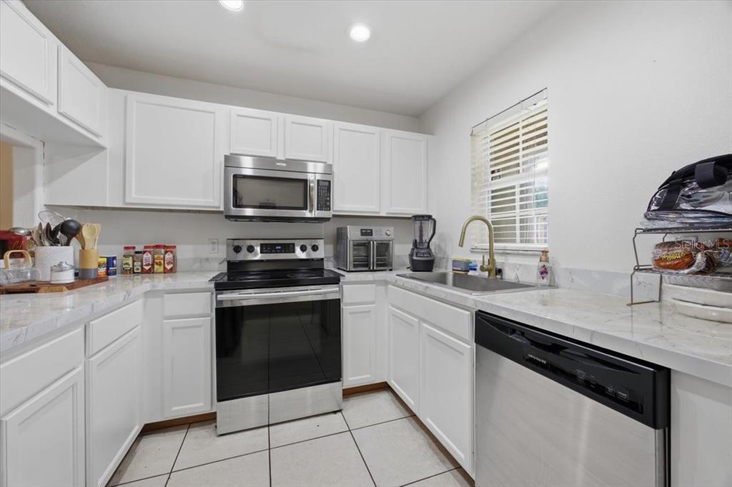 5410 Quarry Rock Road Lakeland, FL 33809 - Photo 5 of 23