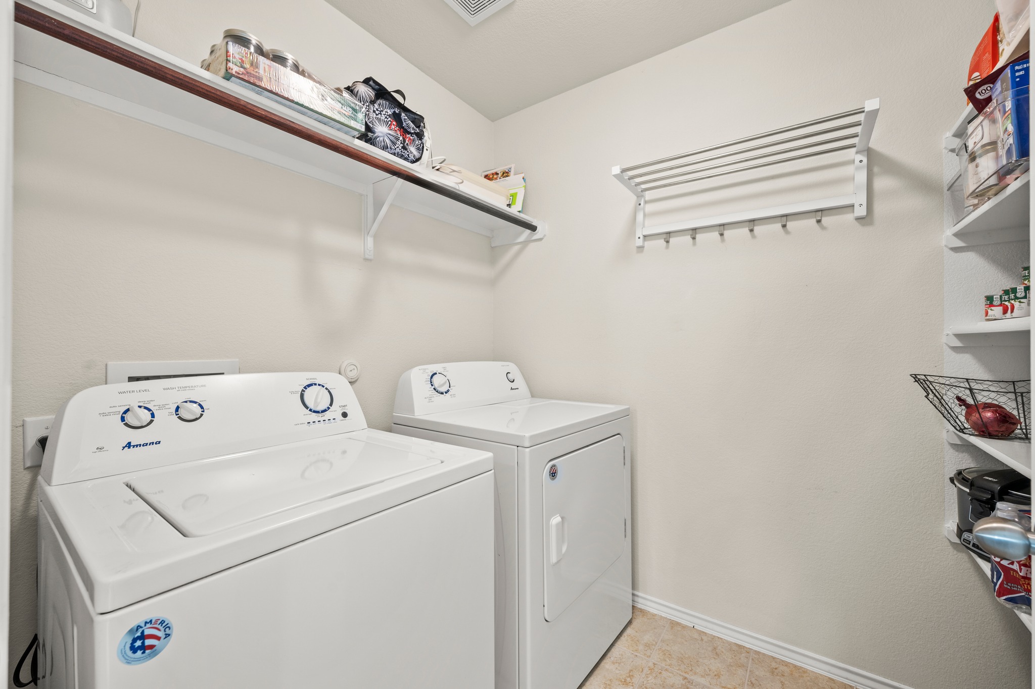 380 Housefinch Loop Leander, TX 78641 - Photo 20 of 34