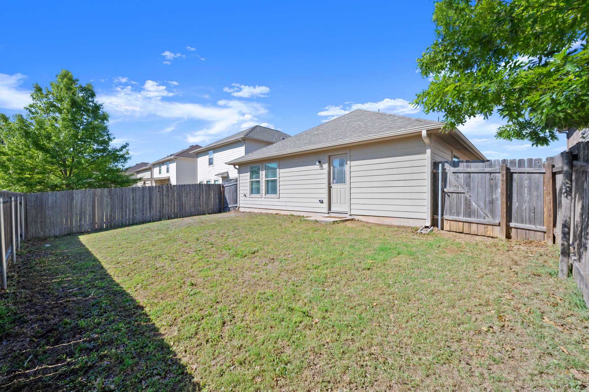 380 Housefinch Loop Leander, TX 78641 - Photo 21 of 34