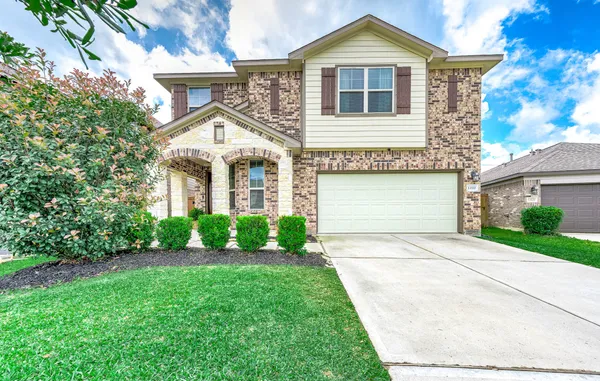 $325,000 | 13517 Emerald Mallard Drive, Texas City, TX 77568