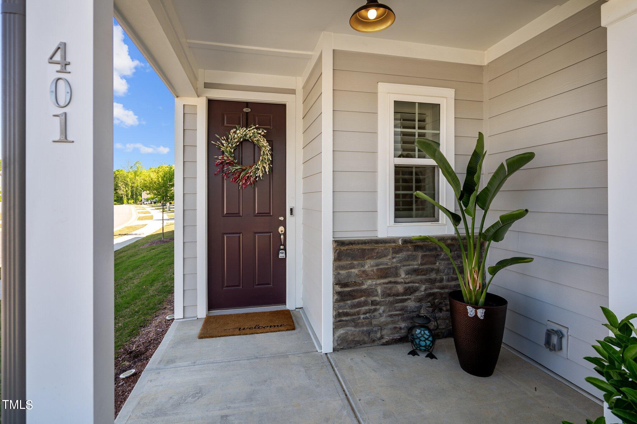 401 English Violet Lane Raleigh, NC 27610 - Photo 3 of 44 3-web-or-mls-_NFP6793