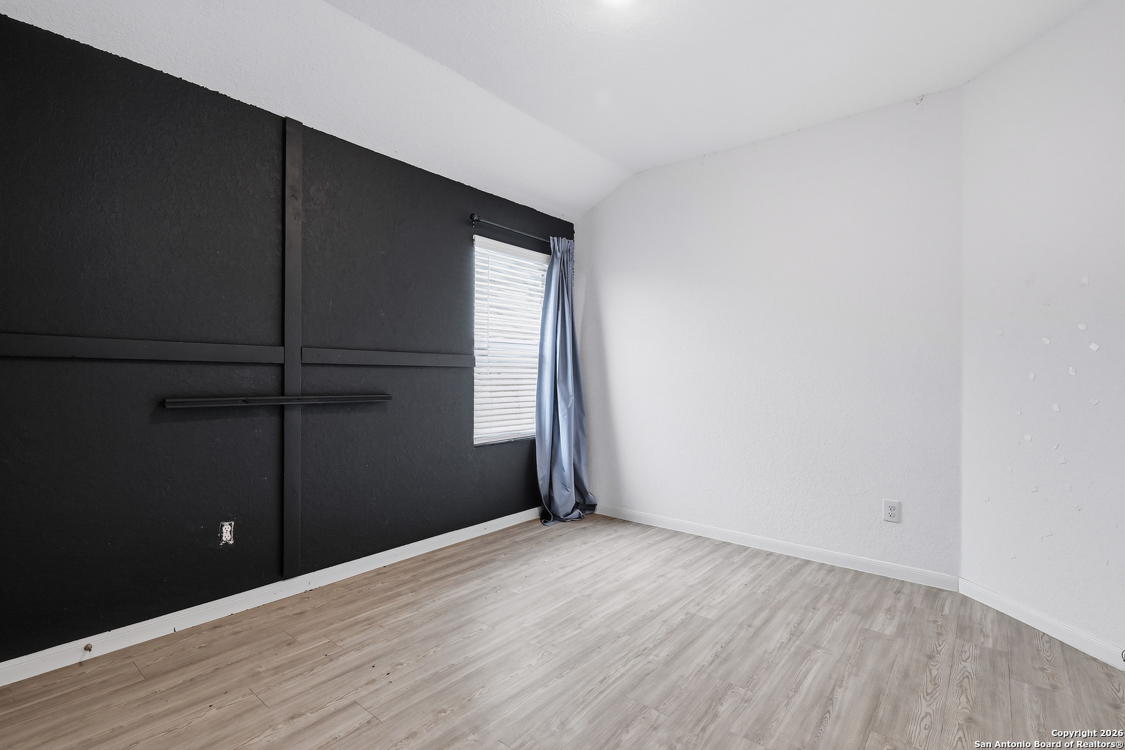 9054 Bowie Ridge Seguin, TX 78155 - Photo 9 of 20