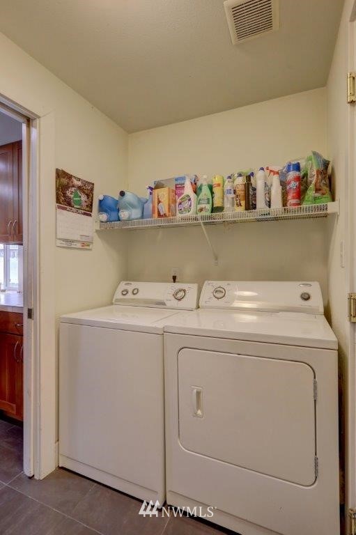 3901 Northeast 11th Court Renton, WA 98056 - Photo 12 of 13 Gallery Image 12