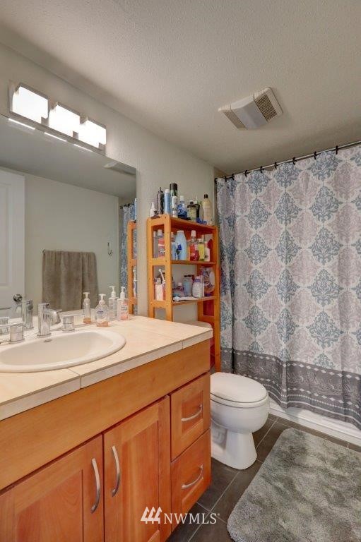 3901 Northeast 11th Court Renton, WA 98056 - Photo 8 of 13 Gallery Image 8