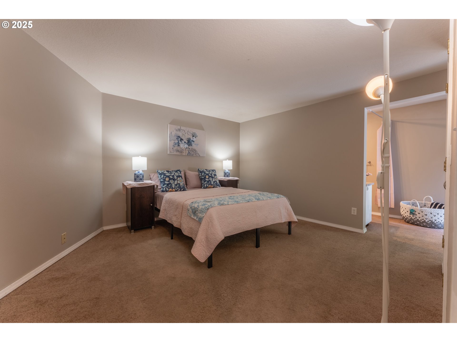 13125 Southwest Falcon Rise Drive Tigard, OR 97223 - Photo 18 of 41 Gallery Image 18