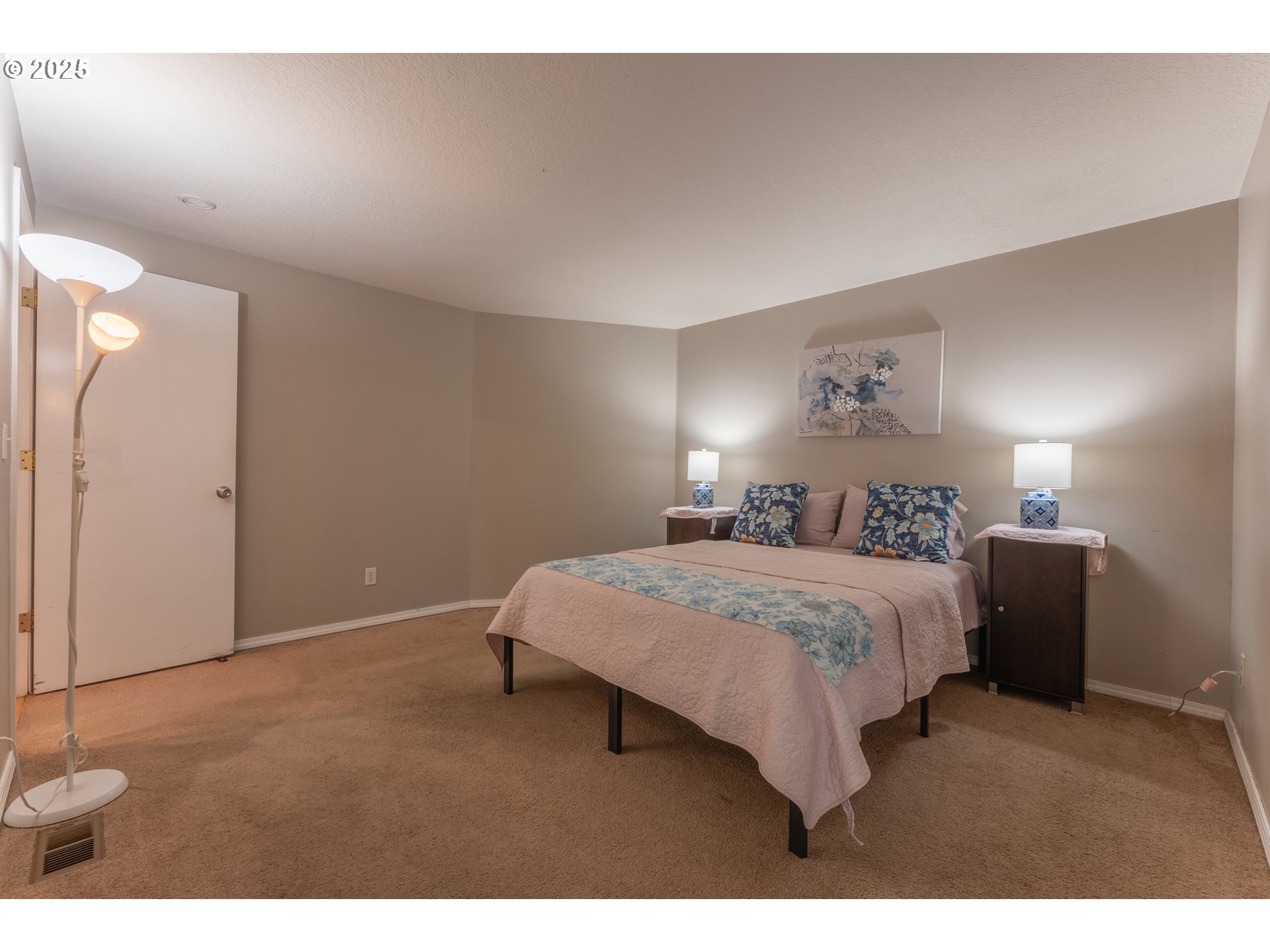 13125 Southwest Falcon Rise Drive Tigard, OR 97223 - Photo 19 of 41 Gallery Image 19